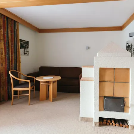 Weisseespitze 4*