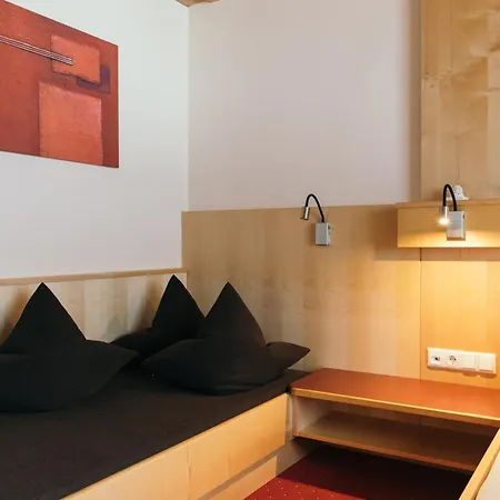 Hotel Weisseespitze Kaunertal