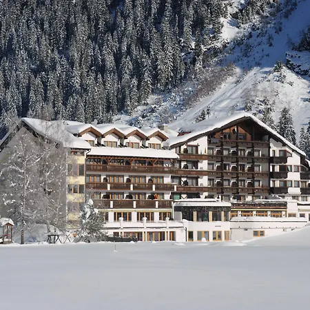 Weisseespitze 4*