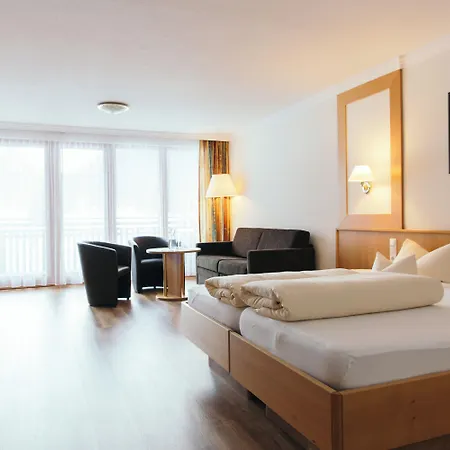 Weisseespitze 4* 카우넬탈