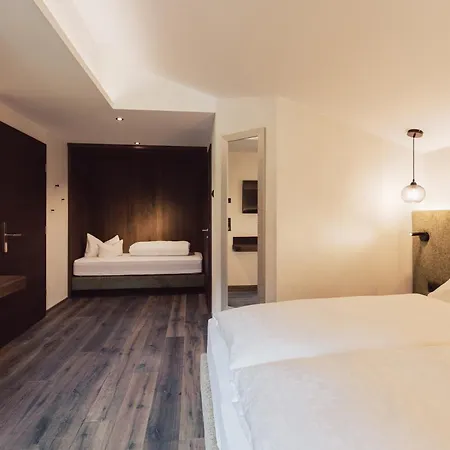 Weisseespitze Hotel 4*