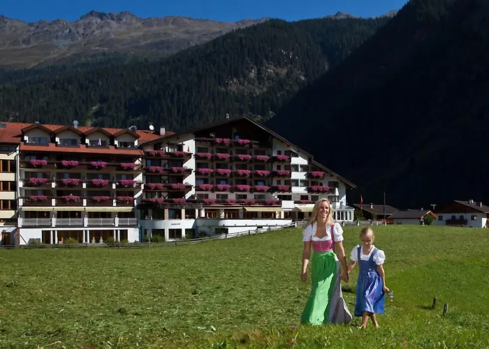 Hotel Weisseespitze 4*