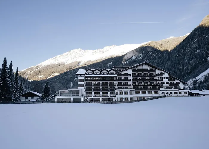 Hotel Weisseespitze 4*