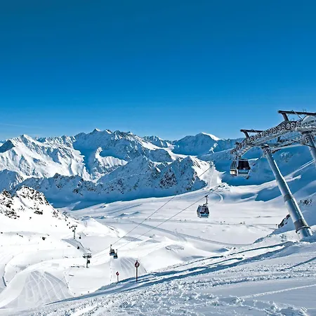 Weisseespitze Hotel