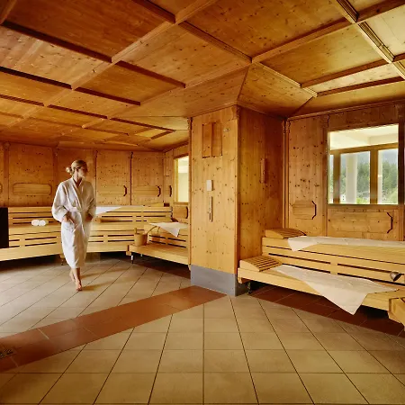 Hotel Weisseespitze Kaunertal