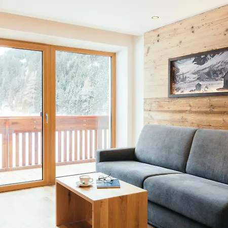 Weisseespitze Hotel 4*