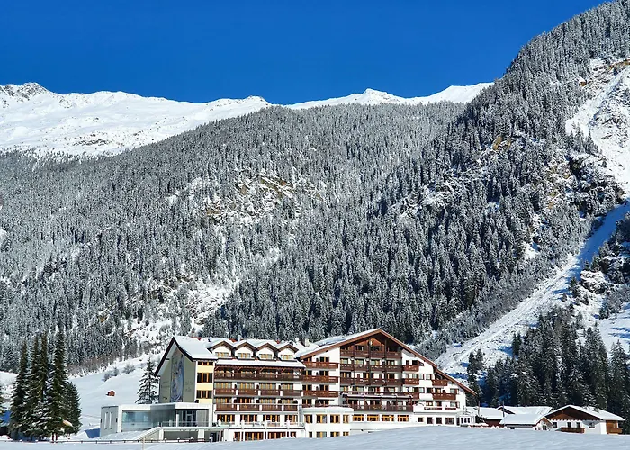 Weisseespitze 4*