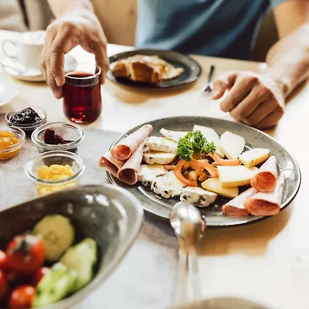 Weisseespitze Hotel 4*