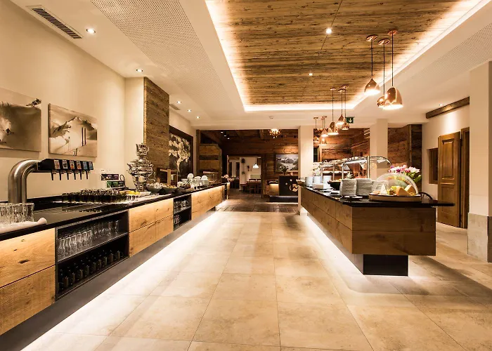 ホテル Weisseespitze