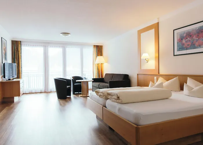 Weisseespitze 4* カウナータール