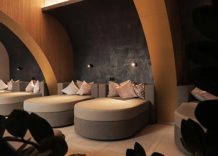 Hotel Weisseespitze 4*